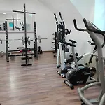 罗索城堡酒店 酒店 科斯蒂廖莱萨卢佐