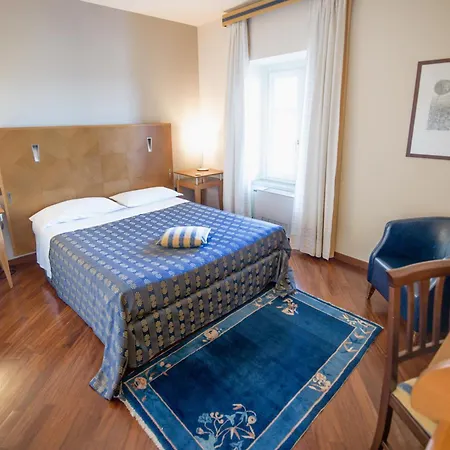 Castello Rosso Hotel Costigliole Saluzzo