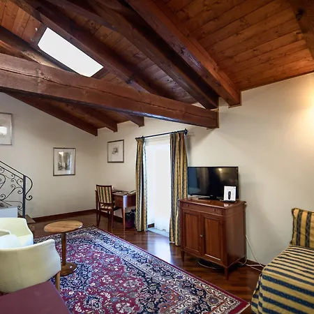 Castello Rosso Hotel 4*