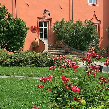 Hotel Castello Rosso Costigliole Saluzzo