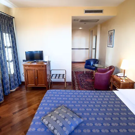 Castello Rosso Hotel Costigliole Saluzzo