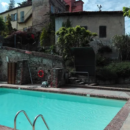 Castello Rosso Отель 4*