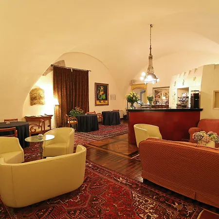 Castello Rosso 4*