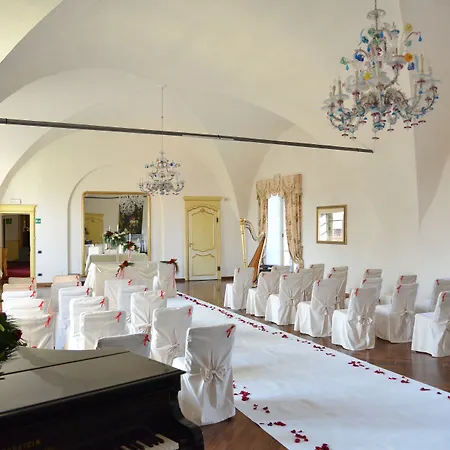 Castello Rosso 4*