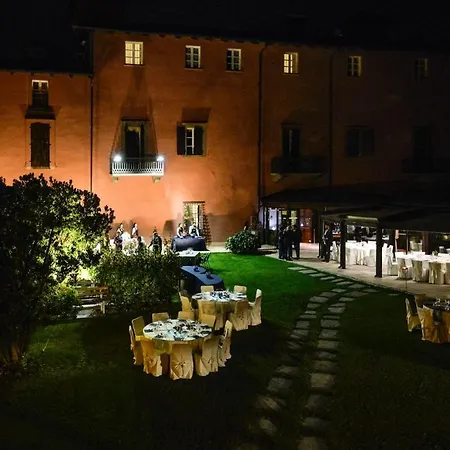 Castello Rosso Hotel 4*