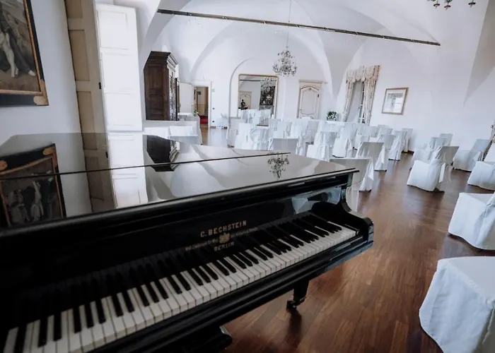 Castello Rosso Hotel 4*