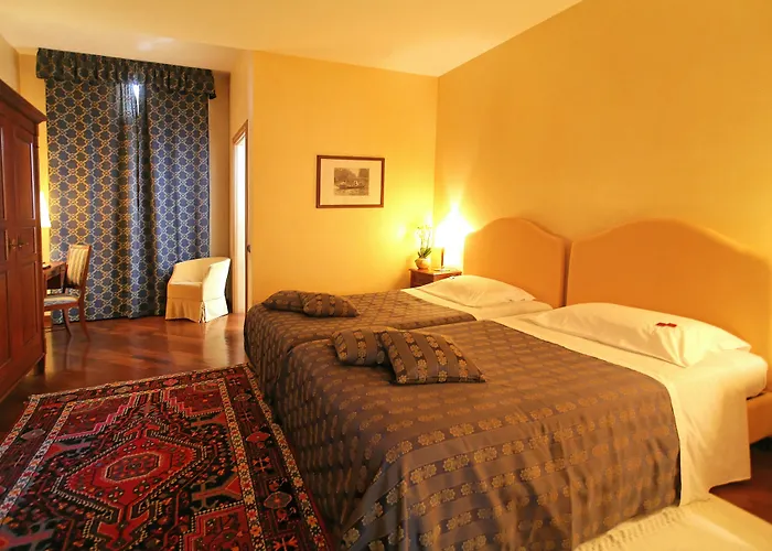Hotell Castello Rosso Costigliole Saluzzo