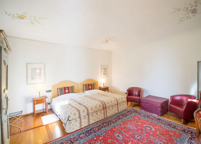 Castello Rosso 4* Costigliole Saluzzo