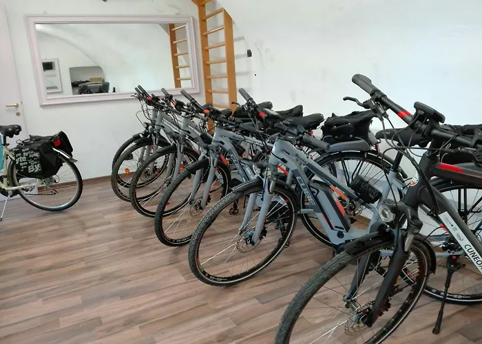 Hotell Castello Rosso Costigliole Saluzzo