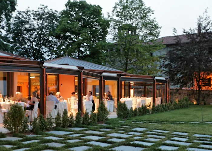 Castello Rosso 4* Costigliole Saluzzo