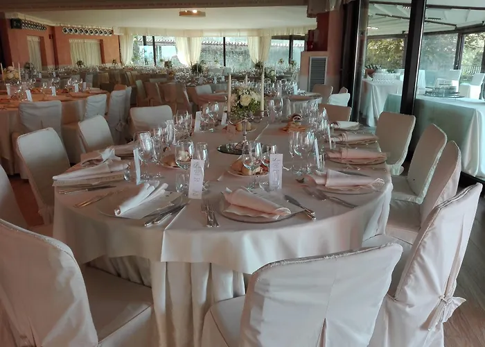 Hotell Castello Rosso Costigliole Saluzzo