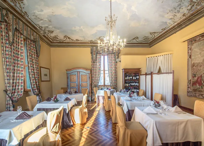 Hotel Castello Rosso 4*