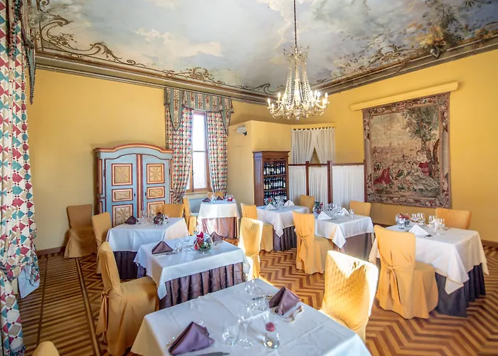 Hotel Castello Rosso