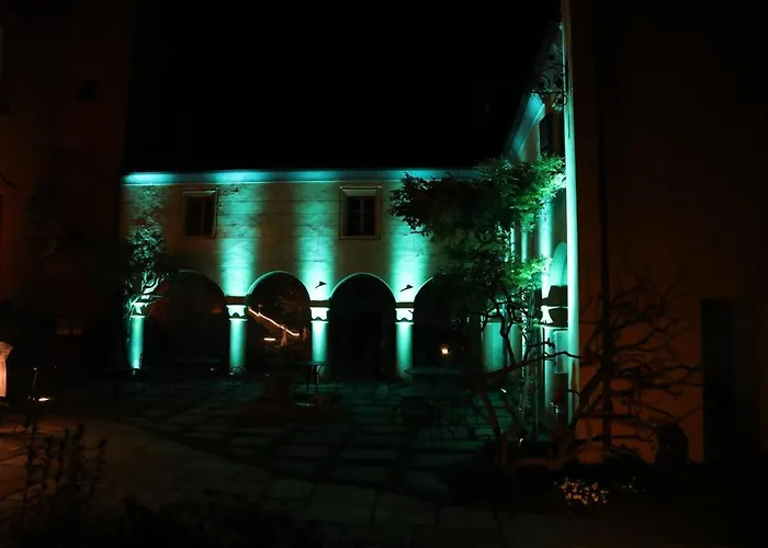 Castello Rosso Costigliole Saluzzo